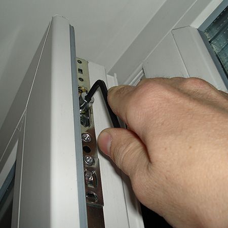 Регулировка пластиковых окон Регулировка пластиковых окон