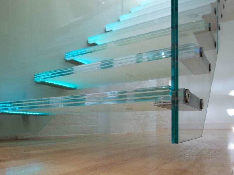 Стеклянные лестницы
