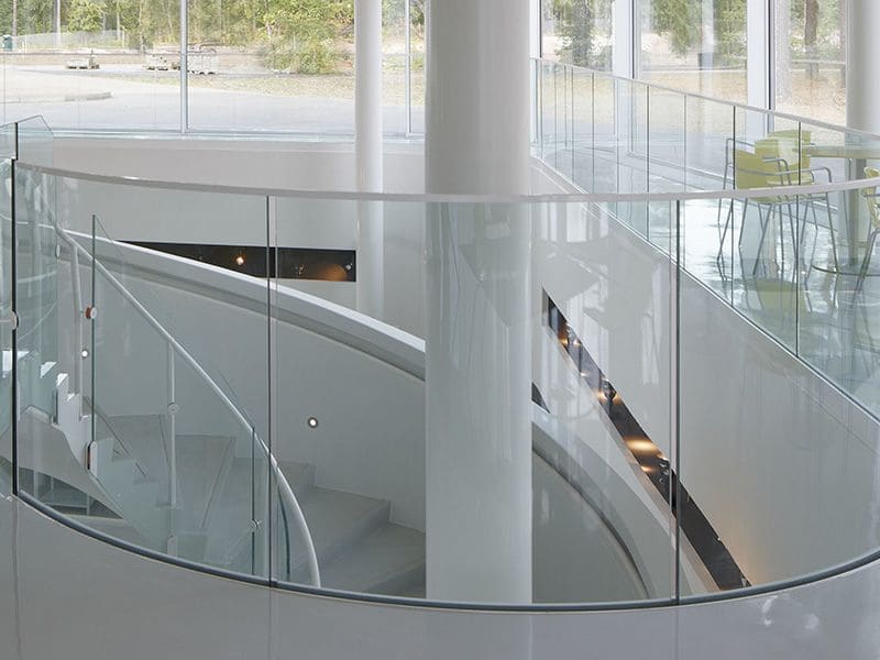 Стеклянные ограждения